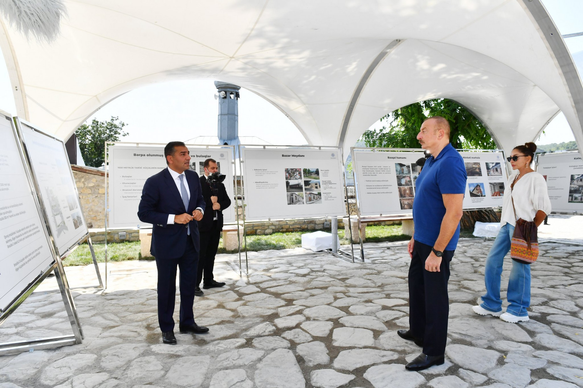 İlham Əliyev və birinci xanım Mehriban Əliyeva “Basqal” qoruğu ərazisində aparılan və icrası nəzərdə tutulan tikinti-bərpa işləri ilə tanış olublar