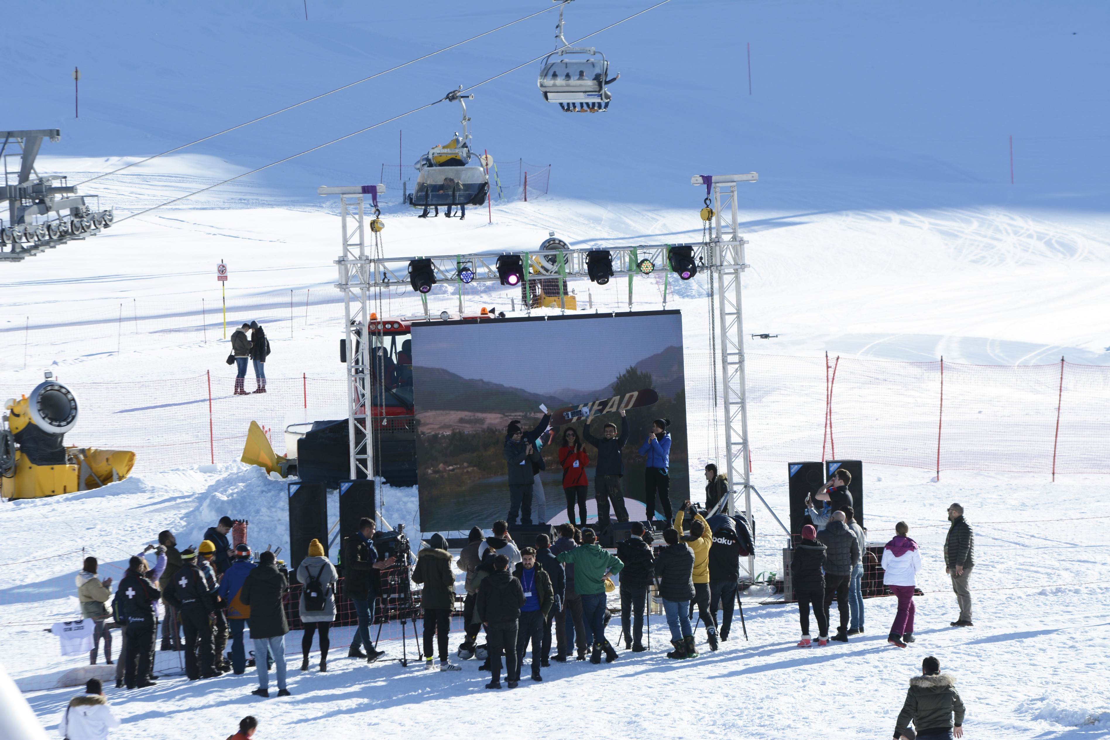 “Şahdağ” Turizm Mərkəzində xizək mövsümünə start verilib